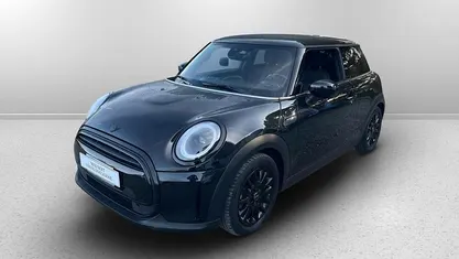 Midnight schwarz Usata 2023 Mini Cooper Classic Utilitaria | 24.700 € (Buon prezzo)