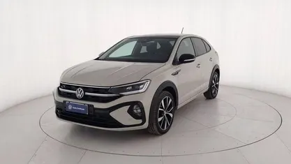 Usata VW Taigo R-line 110 CV (80 kW) 2023 Grigio metallizzato SUV