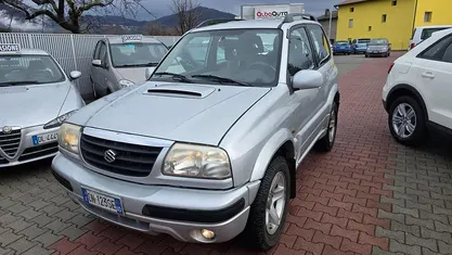 Usata 2004 Suzuki Grand Vitara SUV | 3900 € (Ottimo prezzo)