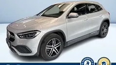 Argento metallizzato Usata 2022 Mercedes GLA200 SUV | 31.000 € (Super prezzo)