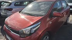 Rosso Usata 2023 Kia Picanto Urban Due volumi | 12.900 € (Buon prezzo)