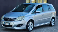 Argento Usata 2008 Opel Zafira Cosmo Monovolume | 2900 € (Buon prezzo)