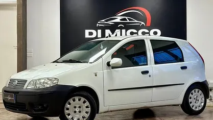 Usata Fiat Punto Active 69 CV (50 kW) 2010 Bianco Utilitaria