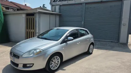 Usata Fiat Bravo Emotion 105 CV (77 kW) 2008 Argento Utilitaria