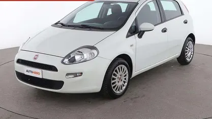 Bianco Usata 2015 Fiat Punto Street Due volumi | 7699 € (Buon prezzo)