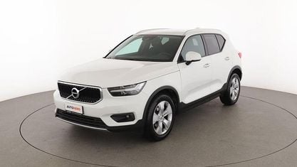 Usata Volvo XC40 Momentum 163 CV (119 kW) 2021 Bianco SUV