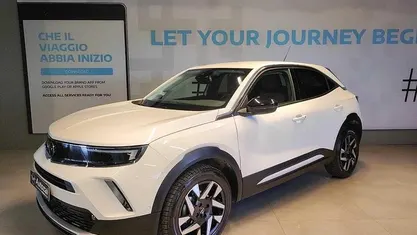 Usata Opel Mokka Elegance 101 CV (74 kW) 2022 Bianco SUV