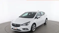 Bianco Usata 2016 Opel Astra Innovation Tre volumi | 8399 € (Buon prezzo)