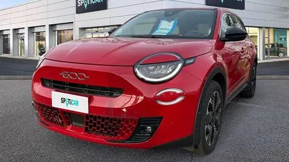 Grigio Usata 2025 Fiat 600 La Prima SUV | 22.900 € (Buon prezzo)