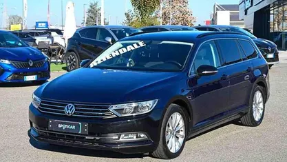 Blu Usata 2019 VW Passat Business Station wagon | 13.900 € (Super prezzo)