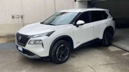 Usata Nissan X-Trail N-Connecta 158 CV (116 kW) 2025 Bianco SUV
