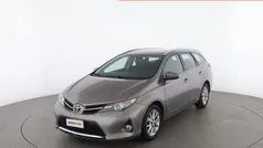 Usata 2014 Toyota Auris Touring Sports Active Station wagon | 8599 € (Buon prezzo)