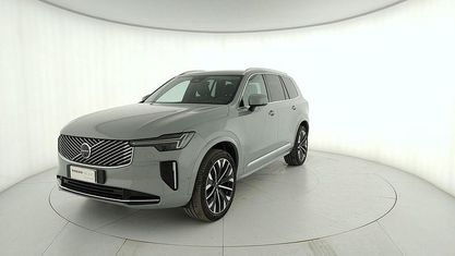 Usata Volvo XC90 Plus 250 CV (183 kW) 2025 Grigio SUV