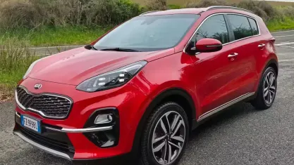 Usata Kia Sportage 116 CV (85 kW) 2020 Rosso SUV