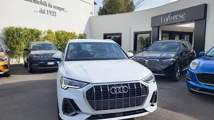 Begagnad Audi Q3 S-Line 150 HK (110 kW) 2023 Vit SUV