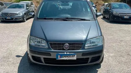 Usata Fiat Idea 77 CV (56 kW) 2009 Grigio Monovolume