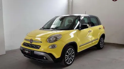 Giallo Usata 2017 Fiat 500L Cross Monovolume | 9900 € (Buon prezzo)