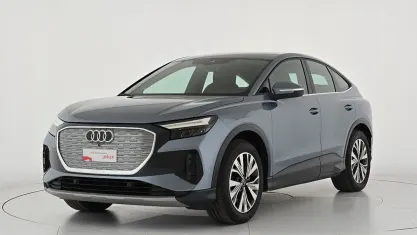Käytetty Audi Q4 Sportback e-tron Advanced 150 kW (204 HP) 2023 Sininen Katumaasturi