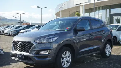 Usata Hyundai Tucson 116 CV (85 kW) 2018 Grigio metallizzato SUV