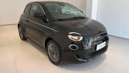 Usata Fiat 500e 42 kW (58 CV) 2024 Nero Berlina