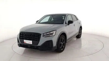 Usata Audi Q2 Ambiente 150 CV (110 kW) 2024 Grigio metallizzato SUV