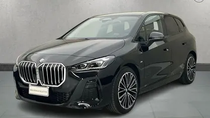 Usata BMW 218 Active Tourer M Sport 150 CV (110 kW) 2024 Black sapphire metallic Monovolume