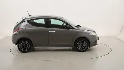Usata Lancia Ypsilon Silver 70 CV (51 kW) 2023 Utilitaria