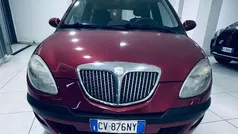 Rosso guttuso Usata 2005 Lancia Ypsilon Due volumi | 1800 € (Buon prezzo)