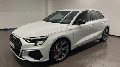 Usata Audi A3 Sportback e-tron S-Line 245 CV (180 kW) 2024 Bianco Utilitaria