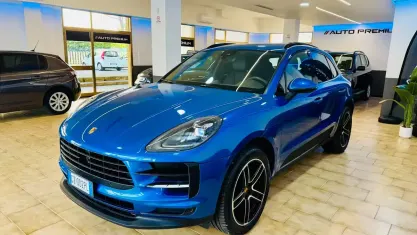 Usata Porsche Macan Chrono 245 CV (180 kW) 2019 Blu SUV