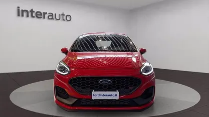 Usata Ford Fiesta ST 200 CV (147 kW) 2023 Rosso pastello Utilitaria