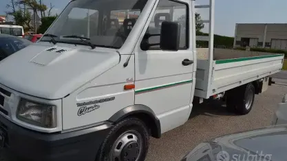 Usata Iveco Daily 103 CV (75 kW) 1997 Bianco Berlina