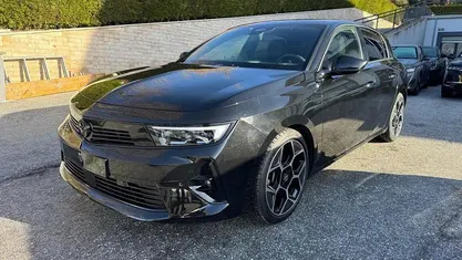 Usata Opel Astra 131 CV (96 kW) 2024 Nero Berlina