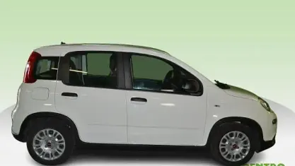 Usata Fiat Panda 70 CV (51 kW) 2023 Bianco SUV