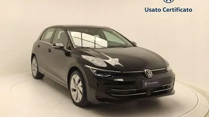 Usata VW Golf VIII Style 150 CV (110 kW) 2025 Grenadill black Utilitaria