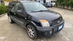 Grigio Usata 2006 Ford Fusion Collection Tre volumi | 1900 € (Ottimo prezzo)