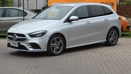 Usata Mercedes B250e Premium 160 CV (117 kW) 2022 Grigio Monovolume