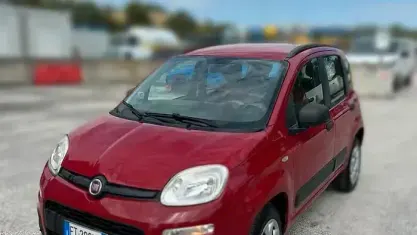 Usata Fiat Panda Easy 80 CV (58 kW) 2014 Rosso Utilitaria
