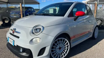 Usata Abarth 500 135 CV (99 kW) 2010 Grigio Berlina