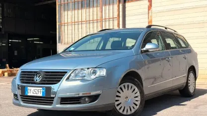 Usata VW Passat Comfortline 110 CV (80 kW) 2009 Grigio Station wagon