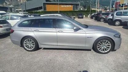 Usata BMW 520 Luxury Line 190 CV (139 kW) 2017 Grigio Station wagon