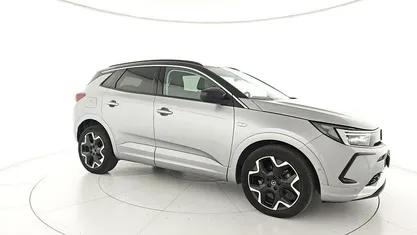 Usata Opel Grandland X Ultimate 131 CV (96 kW) 2024 Nero SUV