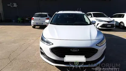 Usata Ford Focus Active X 120 CV (88 kW) 2022 Bianco Berlina
