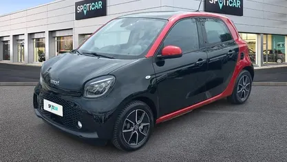 Usata Smart ForFour Electric Drive Passion 60 kW (82 CV) 2020 Utilitaria