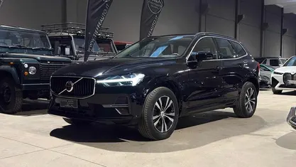 Gebraucht Volvo XC60 Momentum 197 PS (144 kW) 2022 Schwarz SUV