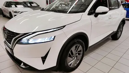 Usata Nissan Qashqai N-Connecta 140 CV (102 kW) 2022 Bianco SUV