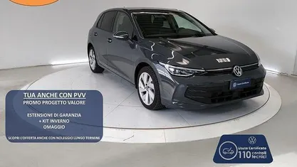 Grigio scuro Usata 2025 VW Golf VIII Tre volumi | 31.950 € (Buon prezzo)