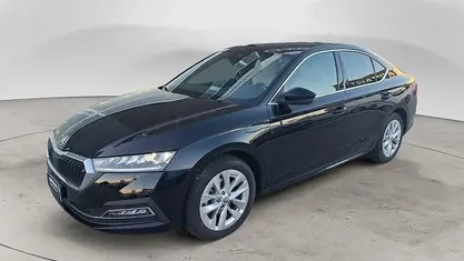 Usata 2022 Skoda Octavia Style Due volumi | 21.300 € (Buon prezzo)