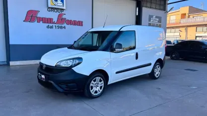 Usata Fiat Doblò Easy 95 CV (69 kW) 2021 Bianco Monovolume