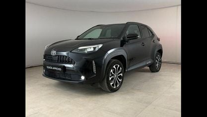 Gebraucht Toyota Yaris Cross Trend 131 PS (96 kW) 2025 Schwarz SUV